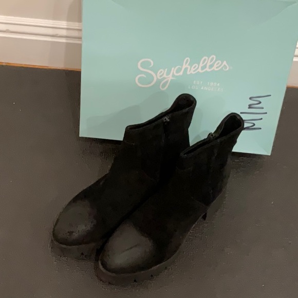 Seychelles Engaging Bootie Size: 9.5 - Picture 5 of 15